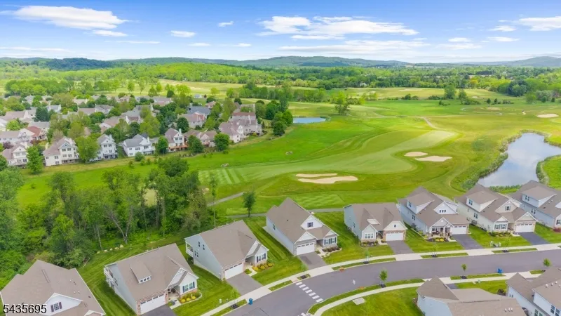 124 Club House Dr Washington, NJ 07882