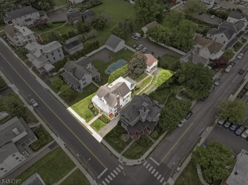175 Main St Flemington, NJ 08822