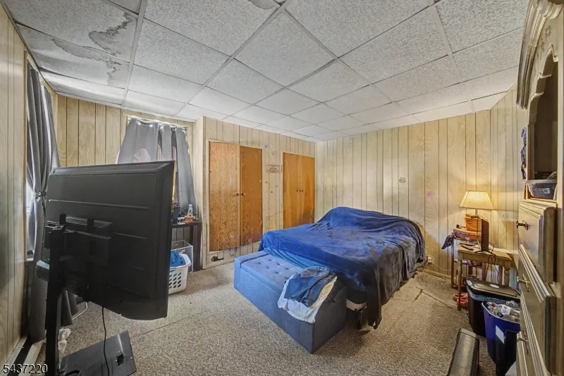 700 Vulcanite Ave Alpha, NJ 08865