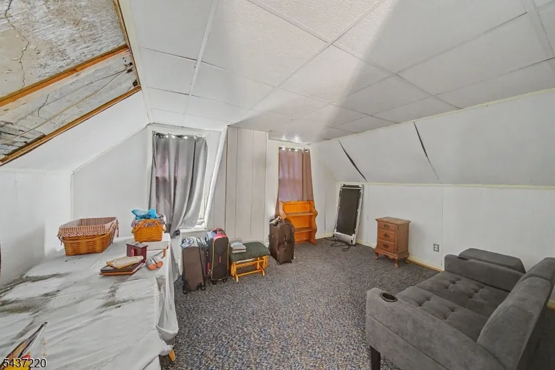 700 Vulcanite Ave Alpha, NJ 08865