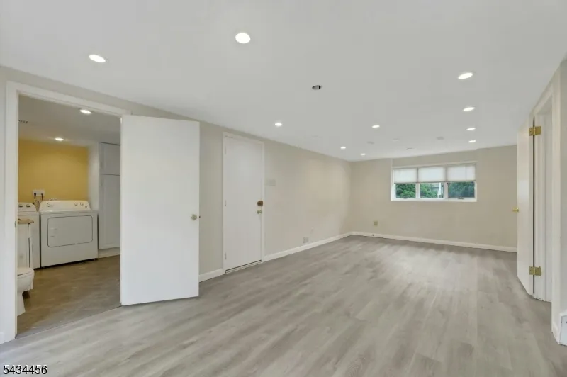 45 Kershner Pl Fair Lawn, NJ 07410
