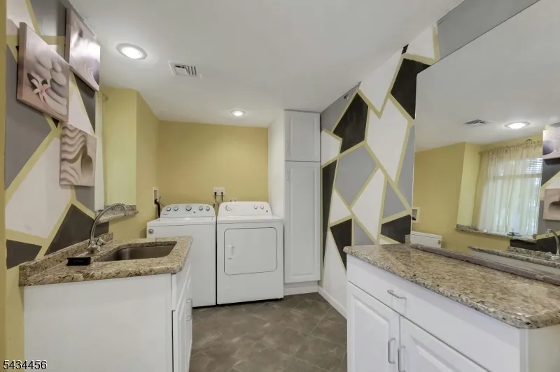 45 Kershner Pl Fair Lawn, NJ 07410
