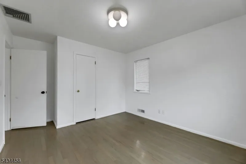 45 Kershner Pl Fair Lawn, NJ 07410