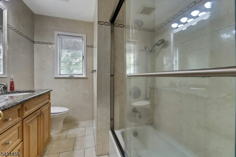 45 Kershner Pl Fair Lawn, NJ 07410