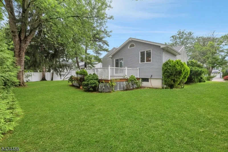 45 Kershner Pl Fair Lawn, NJ 07410