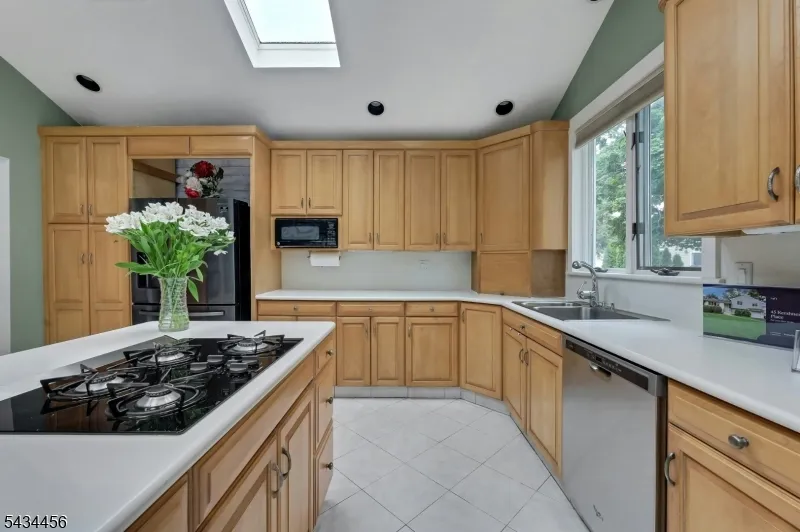 45 Kershner Pl Fair Lawn, NJ 07410