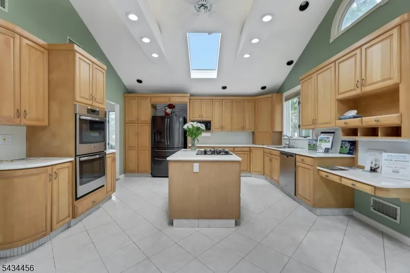 45 Kershner Pl Fair Lawn, NJ 07410