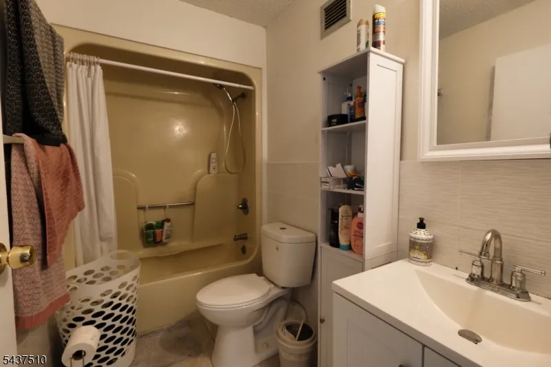 10 N Wood Ave #519 Unit 519 Linden City, NJ 07036