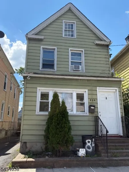 834 Rebecca Pl Elizabeth City, NJ 07201