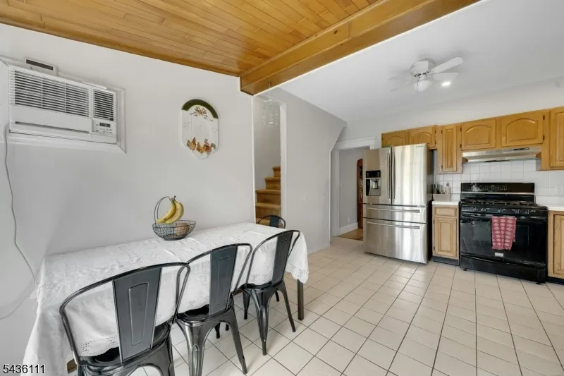 230 Sherman Ave Roselle Park, NJ 07204