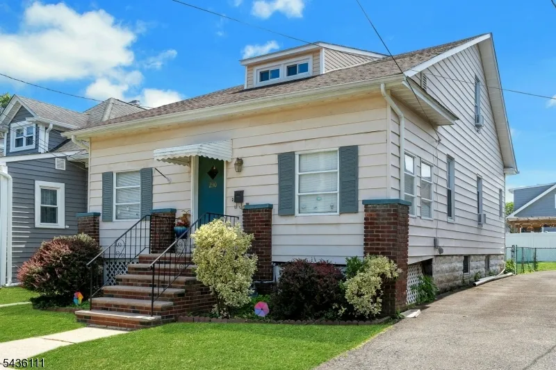 230 Sherman Ave Roselle Park, NJ 07204