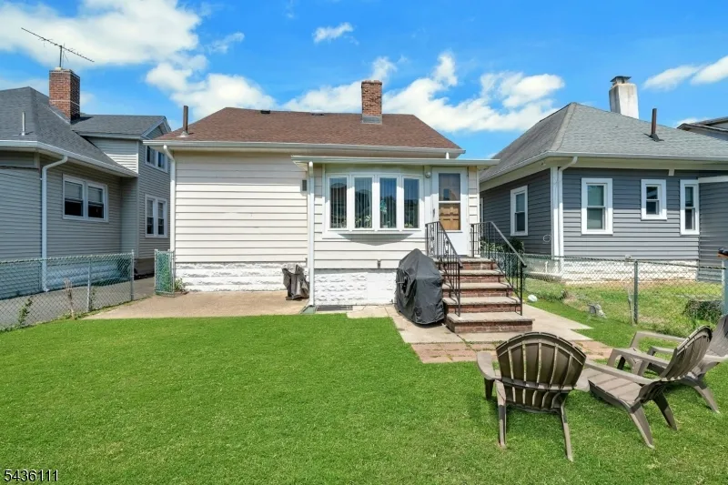 230 Sherman Ave Roselle Park, NJ 07204