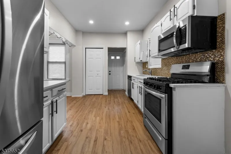 41 Coit St Irvington, NJ 07111