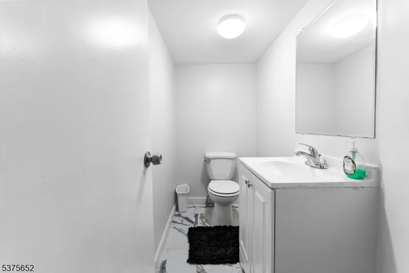 41 Coit St Irvington, NJ 07111