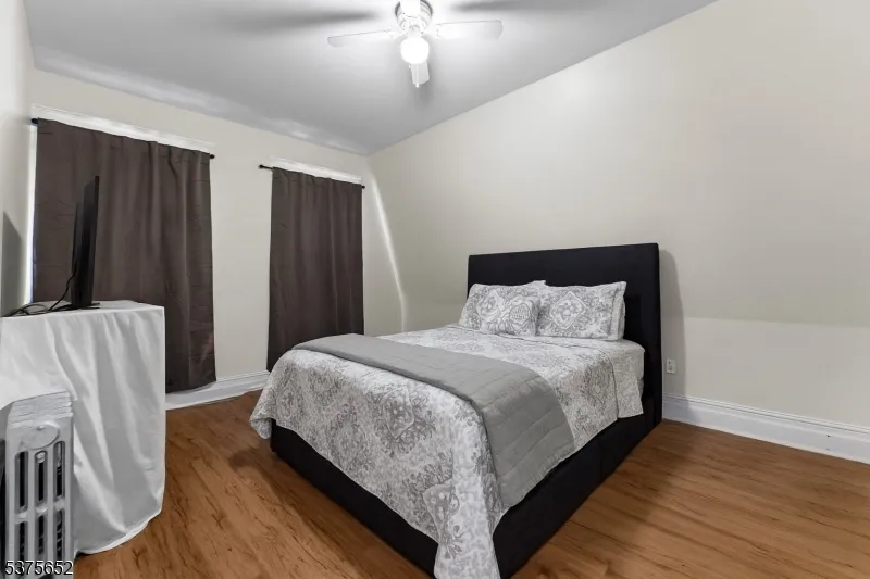 41 Coit St Irvington, NJ 07111