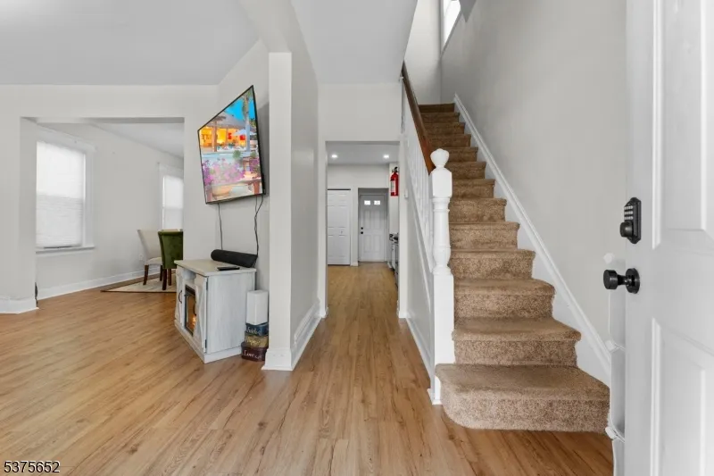 41 Coit St Irvington, NJ 07111