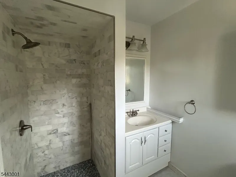38 Park St 24E #E Unit E Florham Park, NJ 07932