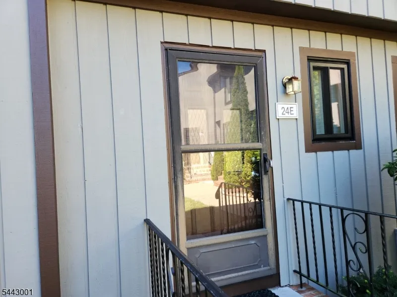 38 Park St 24E #E Unit E Florham Park, NJ 07932
