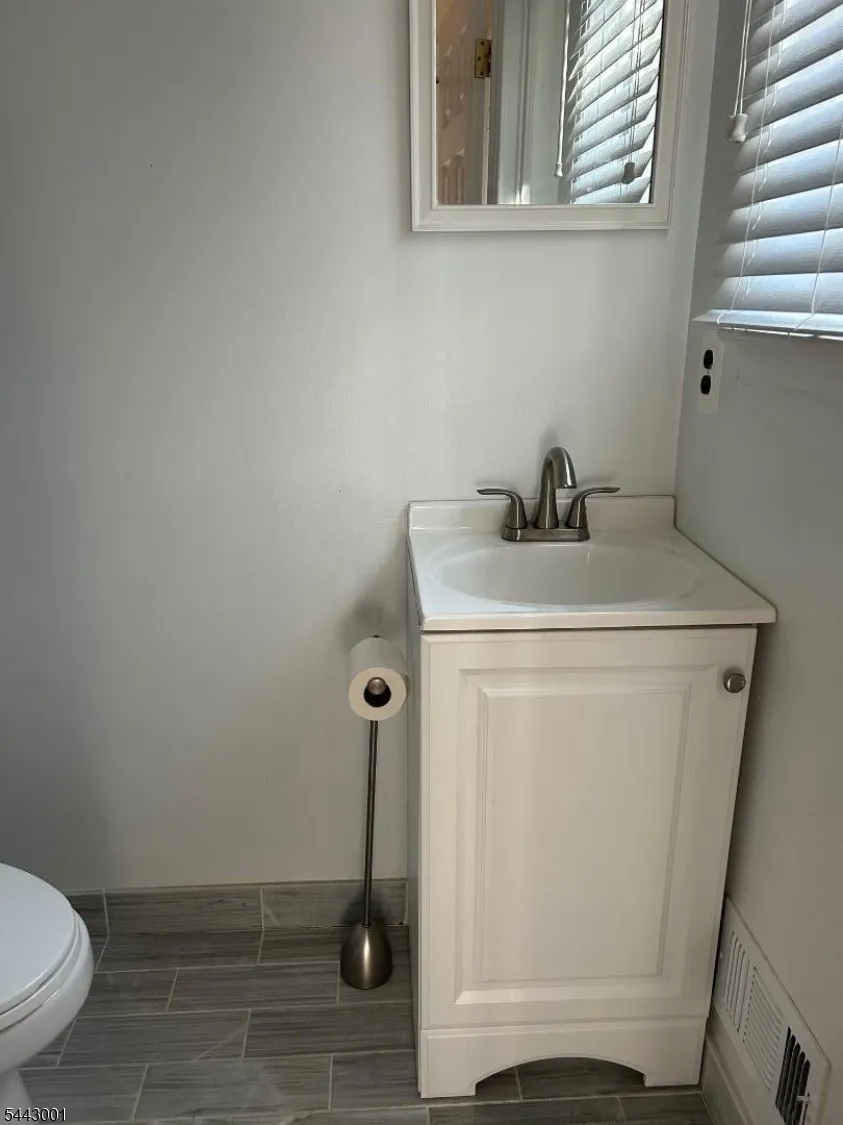 38 Park St 24E #E Unit E Florham Park, NJ 07932