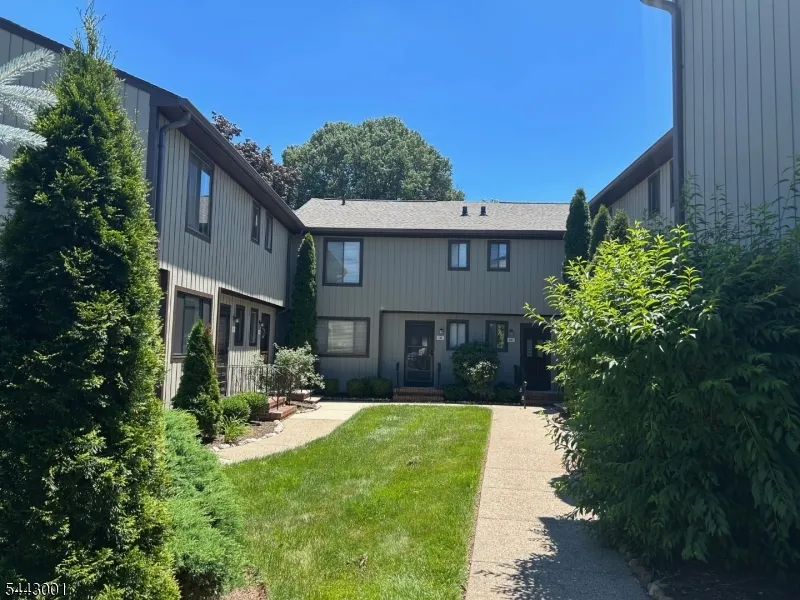 38 Park St 24E #E Unit E Florham Park, NJ 07932