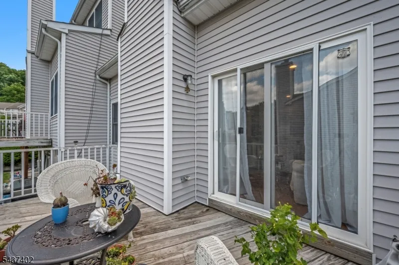 286 Summerhill Dr Parsippany-Troy Hills, NJ 07950
