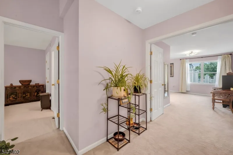 286 Summerhill Dr Parsippany-Troy Hills, NJ 07950