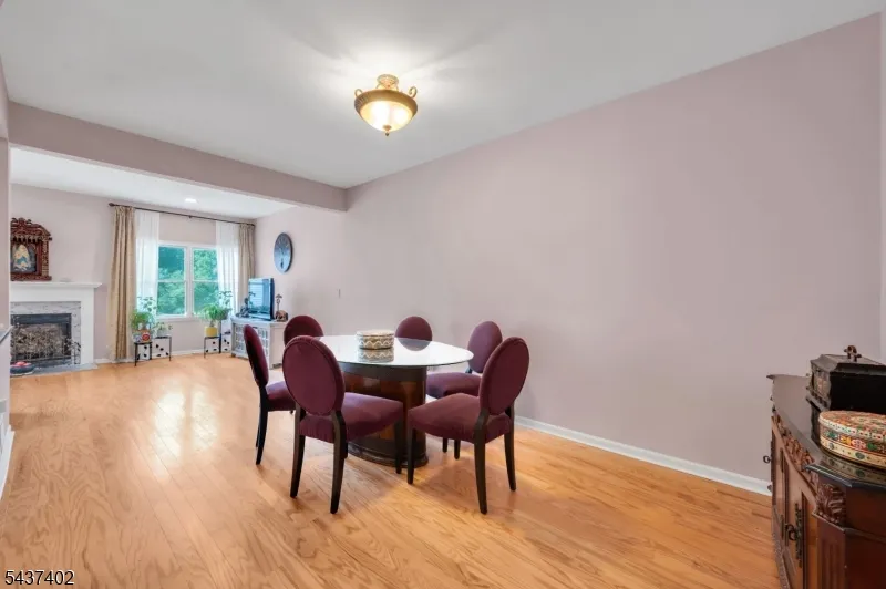 286 Summerhill Dr Parsippany-Troy Hills, NJ 07950