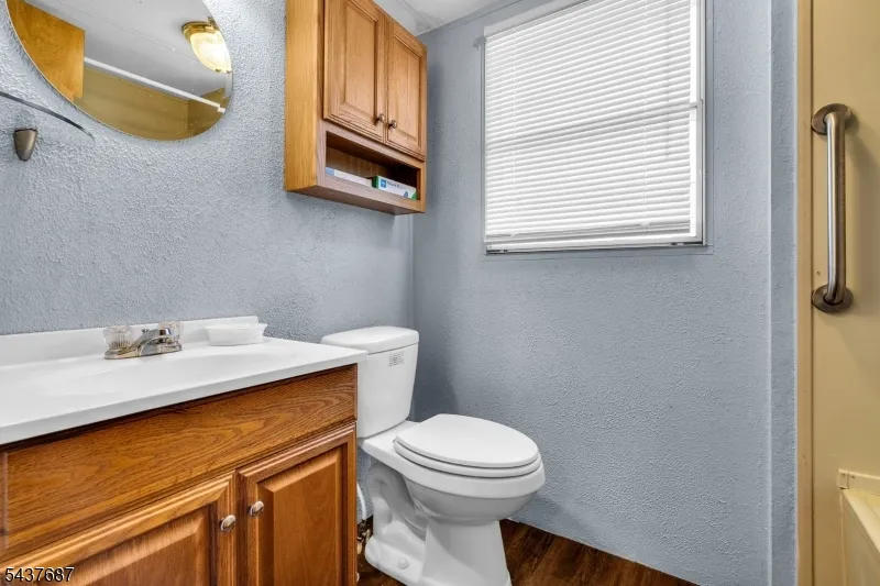 7 POST White, NJ 07823