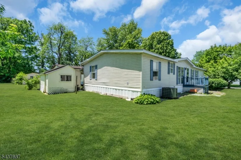 7 POST White, NJ 07823