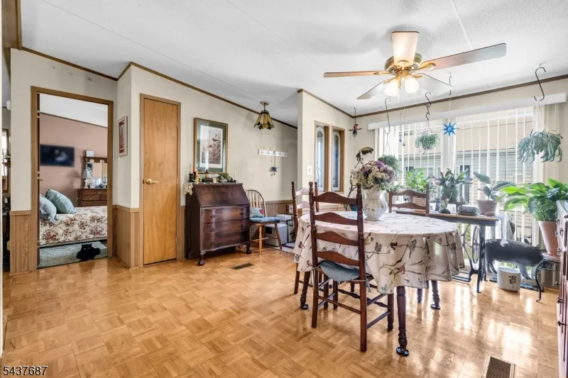 7 POST White, NJ 07823