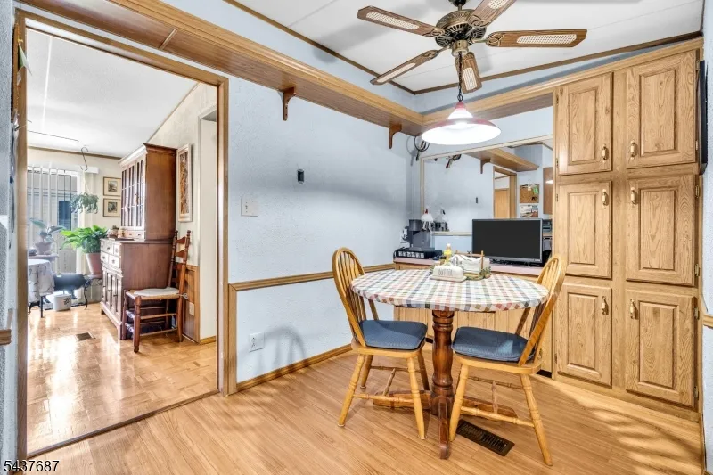 7 POST White, NJ 07823