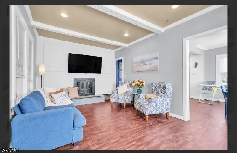 518 Miner Ter Linden City, NJ 07036