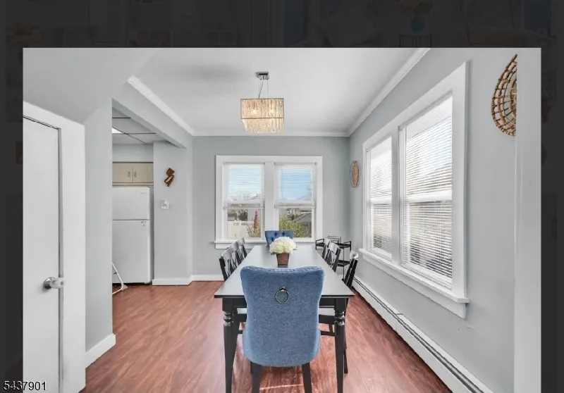 518 Miner Ter Linden City, NJ 07036