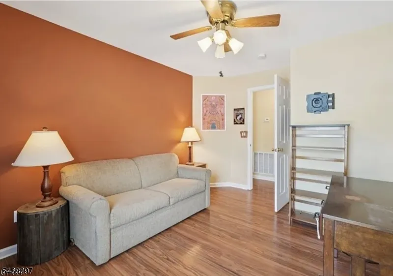 2 Caleb Ct Hardyston, NJ 07419