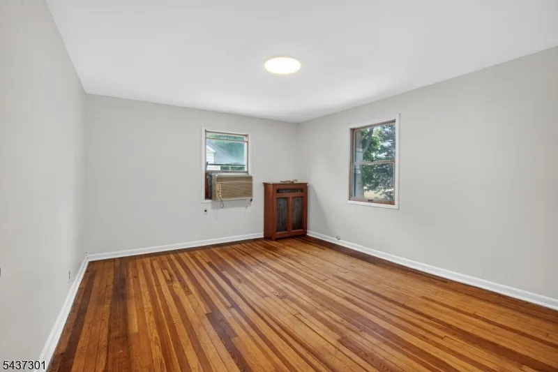 489 Maple Ave Teaneck, NJ 07666