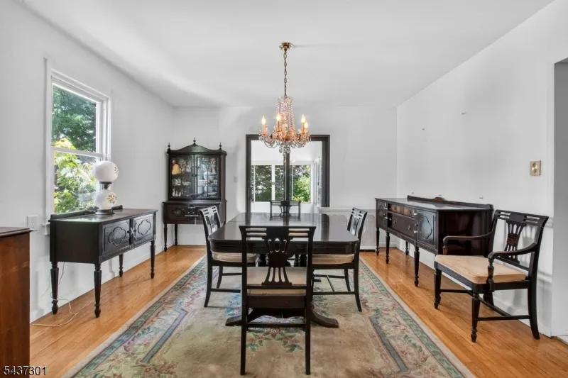 489 Maple Ave Teaneck, NJ 07666