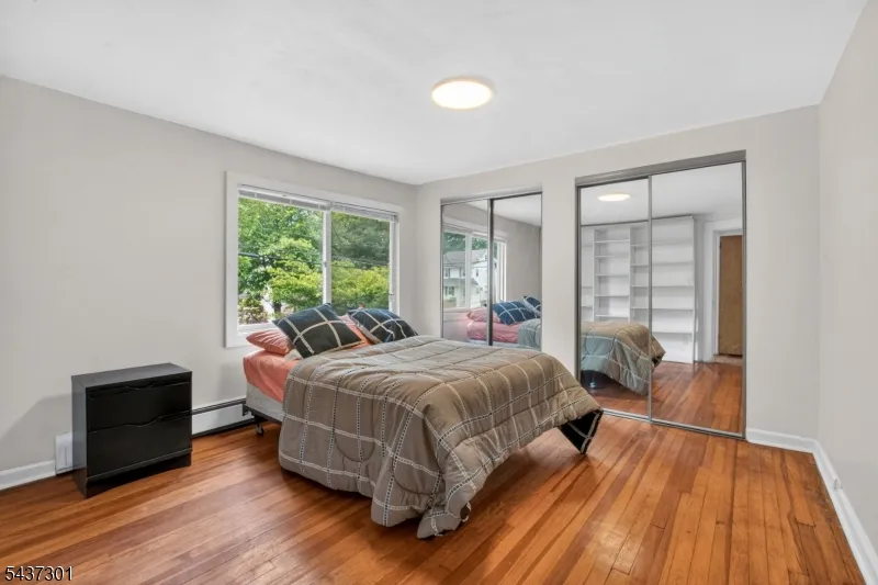 489 Maple Ave Teaneck, NJ 07666