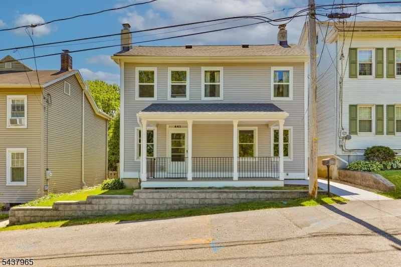441 Maple Ave Pohatcong, NJ 08865