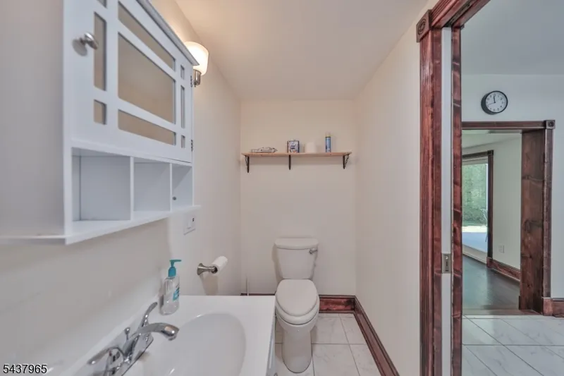 441 Maple Ave Pohatcong, NJ 08865