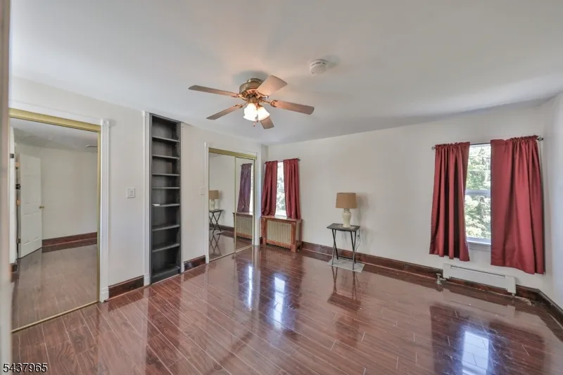 441 Maple Ave Pohatcong, NJ 08865