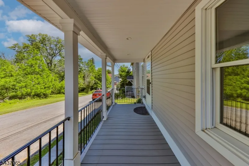 441 Maple Ave Pohatcong, NJ 08865