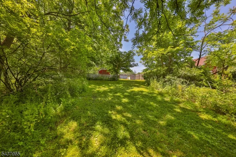 441 Maple Ave Pohatcong, NJ 08865