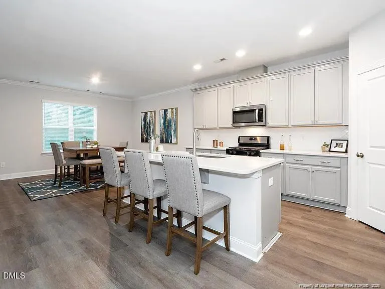 1425 Queen Trigger Drive Fuquay Varina, NC 27526
