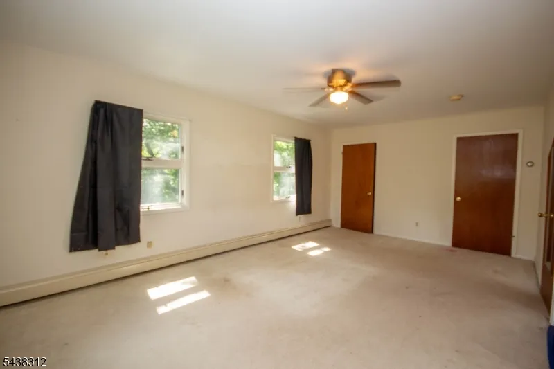 209 Fairview Ave Hampton, NJ 07860