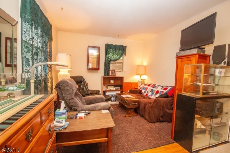 209 Fairview Ave Hampton, NJ 07860