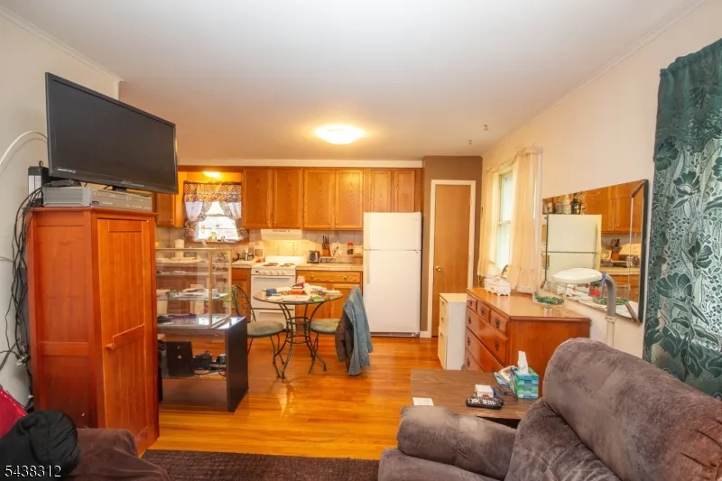 209 Fairview Ave Hampton, NJ 07860