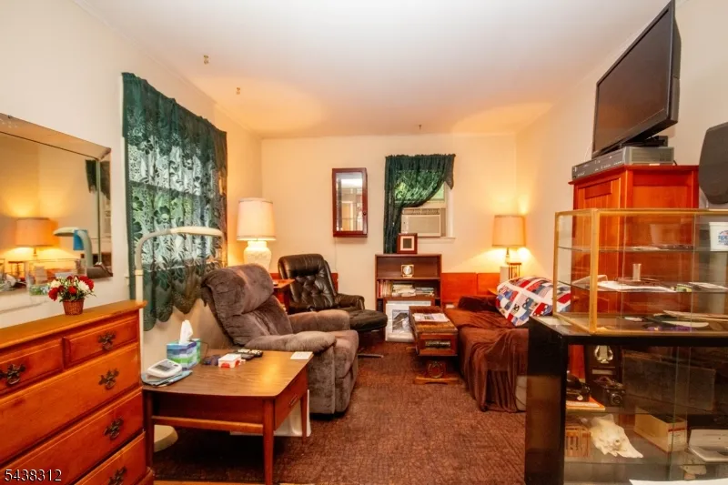 209 Fairview Ave Hampton, NJ 07860