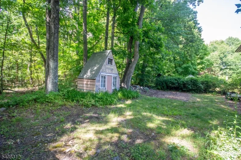 209 Fairview Ave Hampton, NJ 07860