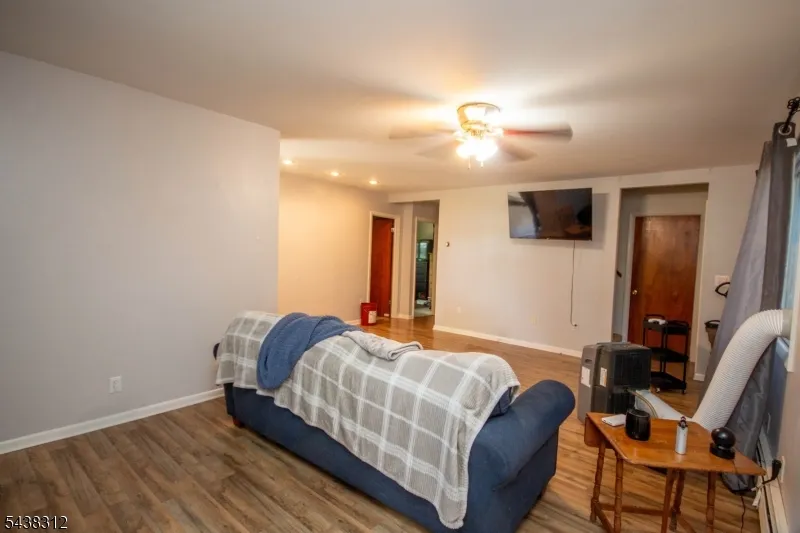 209 Fairview Ave Hampton, NJ 07860