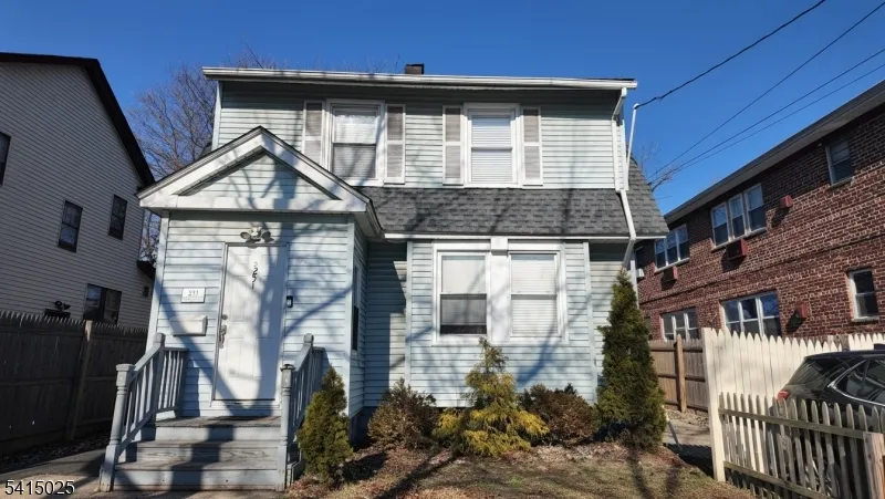249 Weequahic Ave Newark City, NJ 07112